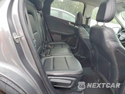 Zdjęcie 10 z 12 samochodu: 2022 FORD ESCAPE TITANIUM VIN:1FMCU9J97NUB37662 - miniatura