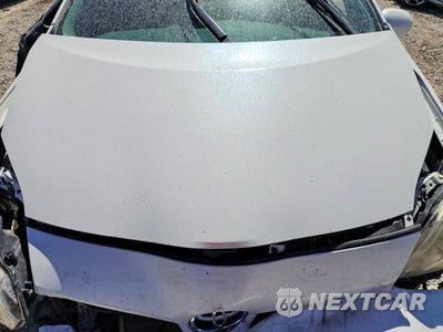 Zdjęcie 11 z 12 samochodu: 2014 TOYOTA PRIUS THREE VIN:JTDKN3DU5E1777087 - miniatura