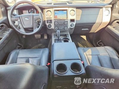 Zdjęcie 8 z 13 samochodu: 2017 FORD EXPEDITION XLT VIN:1FMJU1JT9HEA73093 - miniatura