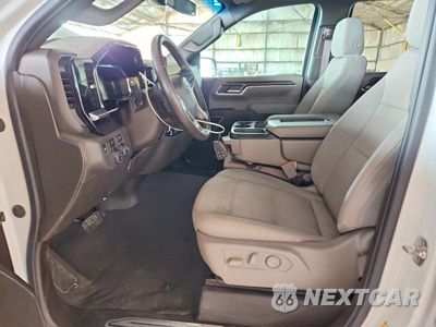 Zdjęcie 7 z 12 samochodu: 2026 CHEVROLET SILVERADO K1500 RST VIN:2GCUKEED6T1125985 - miniatura