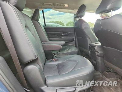Zdjęcie 11 z 13 samochodu: 2026 TOYOTA GRAND HIGHLANDER HYBRID LIMITED VIN:5TDACAB59TS095105 - miniatura