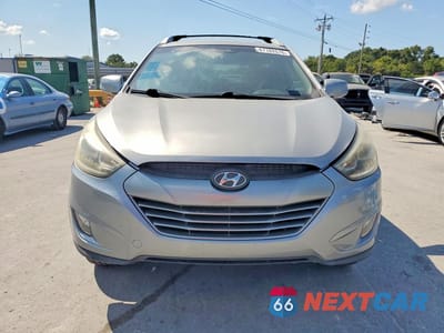 Piąte zdjęcie samochodu w środku: 2015 HYUNDAI TUCSON SE VIN:KM8JUCAG4FU031058 - miniatura