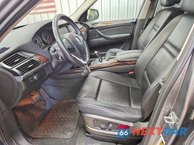 Zdjęcie 7 z 13 samochodu: 2011 BMW X5 XDRIVE50I VIN:5UXZV8C55BL419427 - miniatura