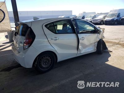 Trzecie zdjęcie samochodu z tyłu: 2015 TOYOTA PRIUS C ONE VIN:JTDKDTB32F1579873 - miniatura