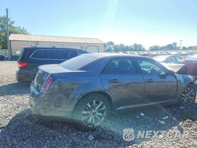Trzecie zdjęcie samochodu z tyłu: 2014 CHRYSLER 300 S VIN:2C3CCAGG6EH311954 - miniatura