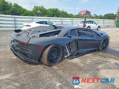 Trzecie zdjęcie samochodu z tyłu: 2018 LAMBORGHINI AVENTADOR S VIN:ZHWUG4ZD5JLA06879 - miniatura