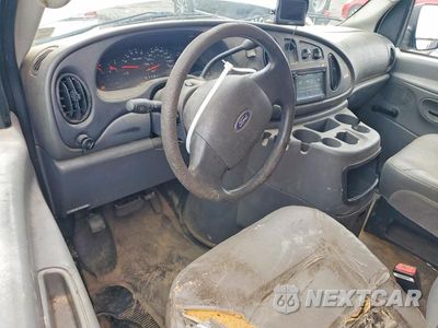 Zdjęcie 8 z 14 samochodu: 2005 FORD ECONOLINE E250 VAN VIN:1FTNE24W15HA31235 - miniatura