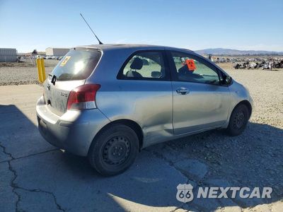 Trzecie zdjęcie samochodu z tyłu: 2010 TOYOTA YARIS BASE VIN:JTDJT4K33A5295450 - miniatura