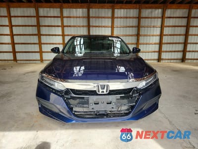 Piąte zdjęcie samochodu w środku: 2019 HONDA ACCORD LX VIN:1HGCV1F10KA141511 - miniatura