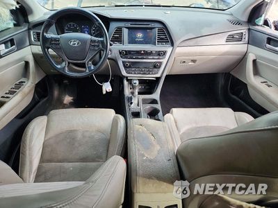 Zdjęcie 8 z 12 samochodu: 2016 HYUNDAI SONATA SPORT VIN:5NPE34AF7GH315575 - miniatura