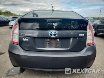 Zdjęcie 6 z 13 samochodu: 2012 TOYOTA PRIUS TWO VIN:JTDKN3DU0C5442471 - miniatura