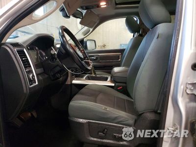 Zdjęcie 7 z 13 samochodu: 2016 RAM 1500 SLT VIN:1C6RR7LG3GS314293 - miniatura