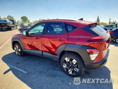 Drugie zdjęcie samochodu z przodu: 2024 HYUNDAI KONA SEL VIN:KM8HCCABXRU070599 - miniatura