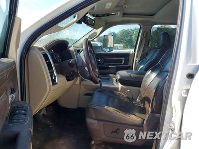 Zdjęcie 7 z 13 samochodu: 2016 RAM 3500 LONGHORN VIN:3C63RRKL4GG137552 - miniatura
