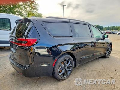 Trzecie zdjęcie samochodu z tyłu: 2026 CHRYSLER PACIFICA SELECT VIN:2C4RC1BG6TR267569 - miniatura