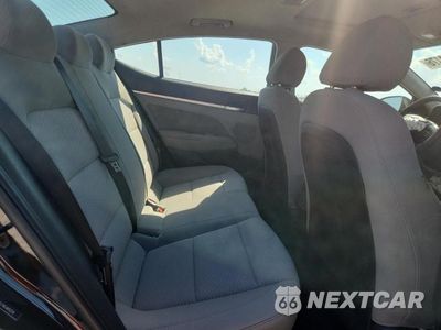 Zdjęcie 10 z 13 samochodu: 2019 HYUNDAI ELANTRA SE VIN:5NPD84LF9KH493779 - miniatura