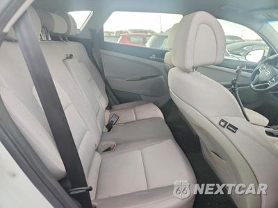 Zdjęcie 10 z 13 samochodu: 2018 HYUNDAI TUCSON SEL VIN:KM8J3CA45JU684905 - miniatura