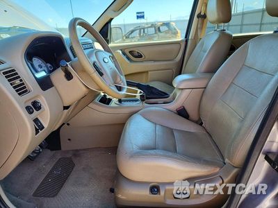 Zdjęcie 7 z 13 samochodu: 2007 FORD ESCAPE LIMITED VIN:1FMCU941X7KA40461 - miniatura