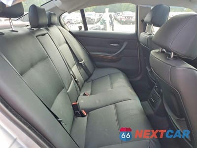 Zdjęcie 10 z 13 samochodu: 2007 BMW 328 XI VIN:WBAVC93567KX60955 - miniatura