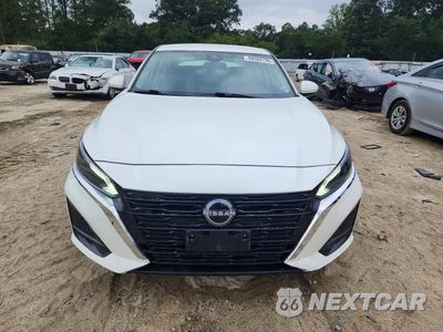 Piąte zdjęcie samochodu w środku: 2023 NISSAN ALTIMA SV VIN:1N4BL4DV2PN350438 - miniatura