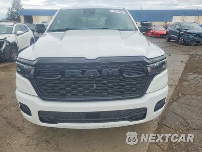 Piąte zdjęcie samochodu w środku: 2025 RAM 1500 BIG HORN/LONE STAR VIN:1C6RRFFG9SN709267 - miniatura
