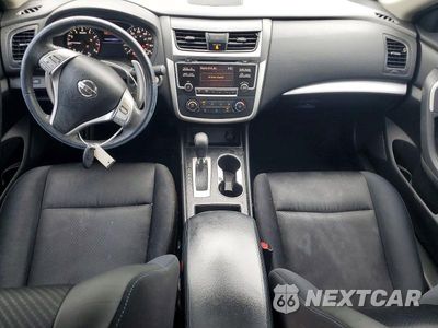 Zdjęcie 8 z 12 samochodu: 2017 NISSAN ALTIMA 2.5 SR VIN:1N4AL3AP1HC490246 - miniatura