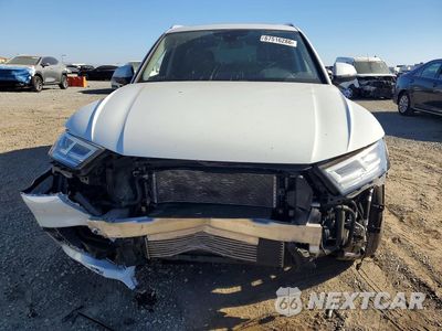 Piąte zdjęcie samochodu w środku: 2020 AUDI Q5 E PREMIUM PLUS VIN:WA1E2AFY5L2075282 - miniatura