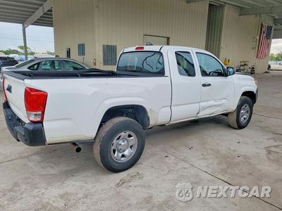 Trzecie zdjęcie samochodu z tyłu: 2016 TOYOTA TACOMA SR VIN:5TFRX5GN2GX057948 - miniatura