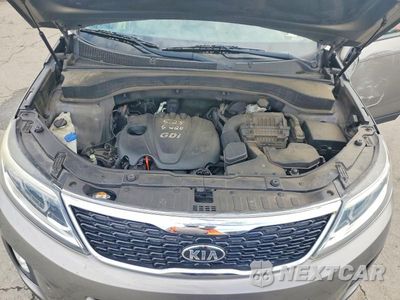Zdjęcie 11 z 12 samochodu: 2015 KIA SORENTO LX VIN:5XYKTCA6XFG636917 - miniatura