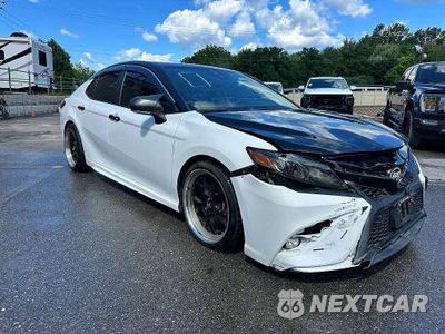 Czwarte zdjęcie samochodu z boku: 2023 TOYOTA CAMRY SE VIN:4T1T11AK2PU800183 - miniatura