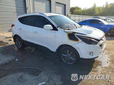 Czwarte zdjęcie samochodu z boku: 2015 HYUNDAI TUCSON SE VIN:KM8JU3AG0FU045880 - miniatura