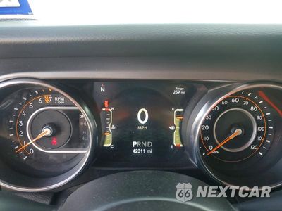 Zdjęcie 9 z 12 samochodu: 2022 JEEP WRANGLER UNLIMITED SPORT VIN:1C4HJXDG7NW183322 - miniatura