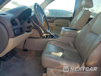 Zdjęcie 7 z 13 samochodu: 2014 CHEVROLET SUBURBAN C1500 LTZ VIN:1GNSCKE09ER184465 - miniatura