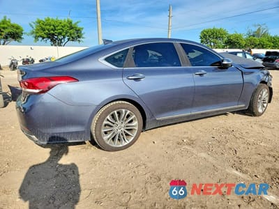 Trzecie zdjęcie samochodu z tyłu: 2017 GENESIS G80 3.8 VIN:KMHGN4JE8HU170026 - miniatura