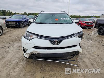Piąte zdjęcie samochodu w środku: 2017 TOYOTA RAV4 XLE VIN:2T3RFREV3HW605667 - miniatura