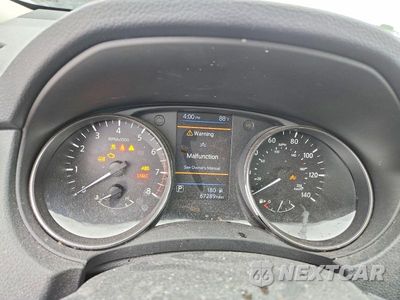 Zdjęcie 9 z 14 samochodu: 2018 NISSAN ROGUE S VIN:KNMAT2MV6JP573118 - miniatura