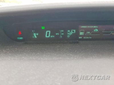 Zdjęcie 9 z 12 samochodu: 2013 TOYOTA PRIUS THREE VIN:JTDKN3DU6D5594143 - miniatura
