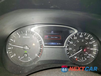 Zdjęcie 9 z 13 samochodu: 2019 NISSAN PATHFINDER VIN:5N1DR2MN2KC634836 - miniatura
