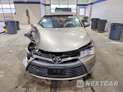 Piąte zdjęcie samochodu w środku: 2017 TOYOTA CAMRY XLE VIN:4T1BF1FK4HU706443 - miniatura