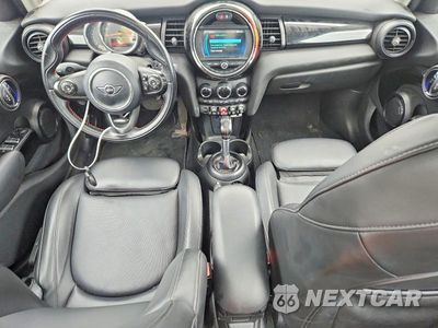 Zdjęcie 8 z 12 samochodu: 2019 MINI COOPER S VIN:WMWXU3C55K2H55373 - miniatura