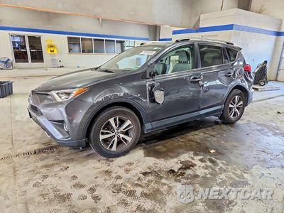 2018 TOYOTA RAV4 XLE JTMRFREV9JD224182 - główne zdjęcie licytacji z USA - miniatura