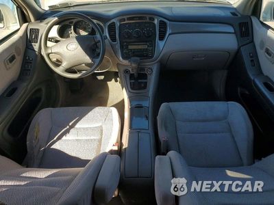 Zdjęcie 8 z 13 samochodu: 2003 TOYOTA HIGHLANDER LIMITED VIN:JTEGF21A330110623 - miniatura