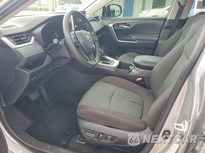 Zdjęcie 7 z 14 samochodu: 2024 TOYOTA RAV4 XLE VIN:2T3W1RFV5RC292933 - miniatura
