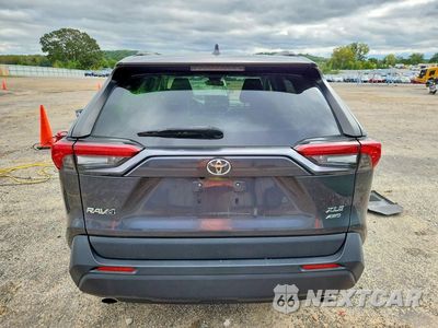 Zdjęcie 6 z 13 samochodu: 2019 TOYOTA RAV4 XLE VIN:JTMP1RFV7KD042289 - miniatura