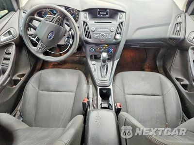 Zdjęcie 8 z 12 samochodu: 2016 FORD FOCUS SE VIN:1FADP3F21GL361243 - miniatura