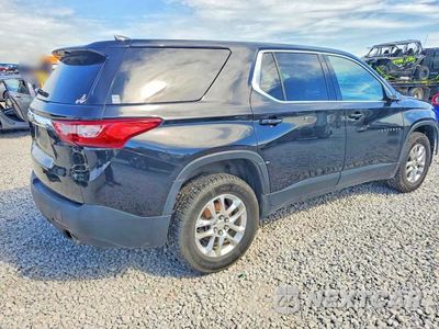 Trzecie zdjęcie samochodu z tyłu: 2019 CHEVROLET TRAVERSE LS VIN:1GNERFKW0KJ119994 - miniatura