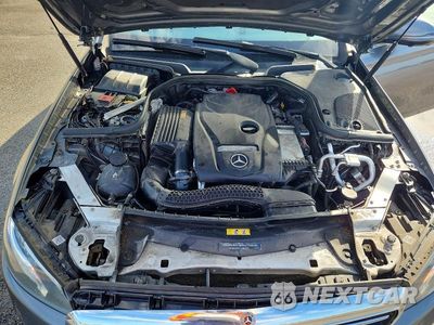 Zdjęcie 11 z 12 samochodu: 2019 MERCEDES-BENZ E 300 4MATIC VIN:WDDZF4KB4KA507532 - miniatura