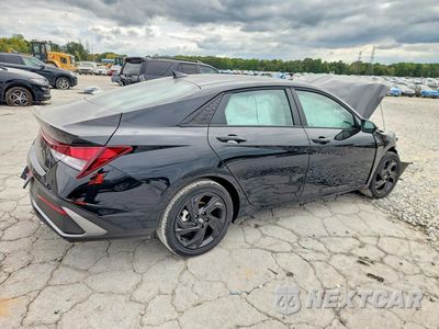 Trzecie zdjęcie samochodu z tyłu: 2026 HYUNDAI ELANTRA LUXURY VIN:KMHLM4DG5TU281687 - miniatura