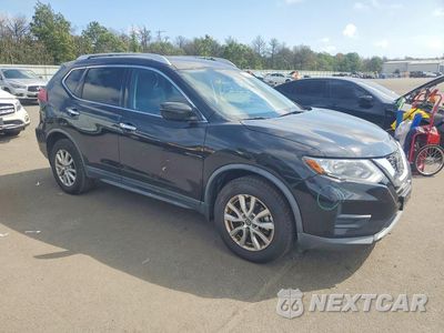 Czwarte zdjęcie samochodu z boku: 2019 NISSAN ROGUE SV VIN:KNMAT2MV0KP521064 - miniatura