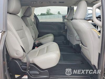 Zdjęcie 11 z 13 samochodu: 2017 TOYOTA SIENNA LIMITED 7-PASSENGER VIN:5TDDZ3DC9HS156818 - miniatura